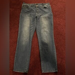 Judy blue relaxed fit medium wash jeans women’s size 32